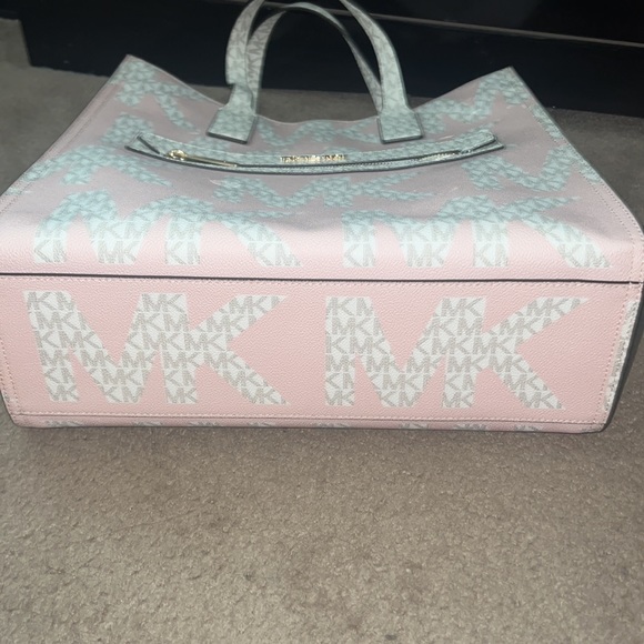 Michael Kors Tote - Picture 3 of 7